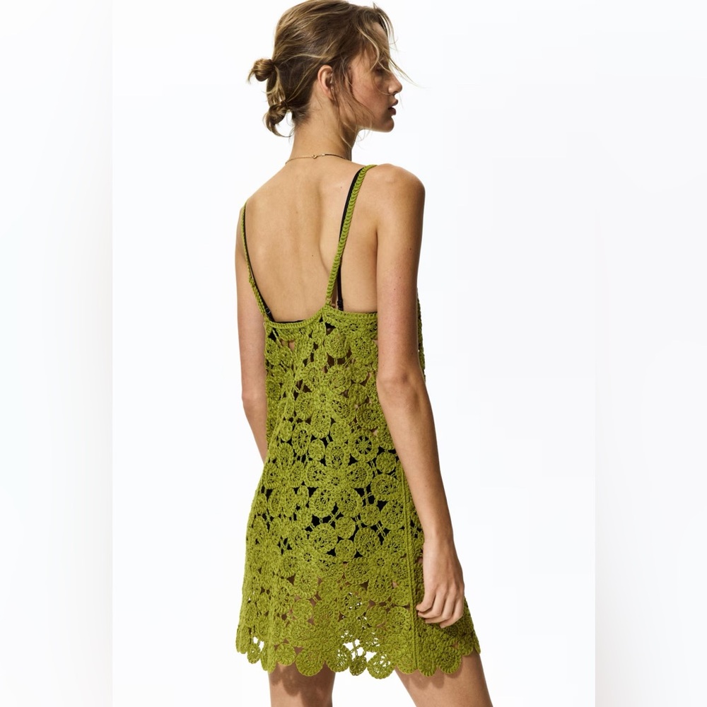 H&M OLIVE GREEN CROCHET-LOOK MINI DRESS - Picture 5 of 9